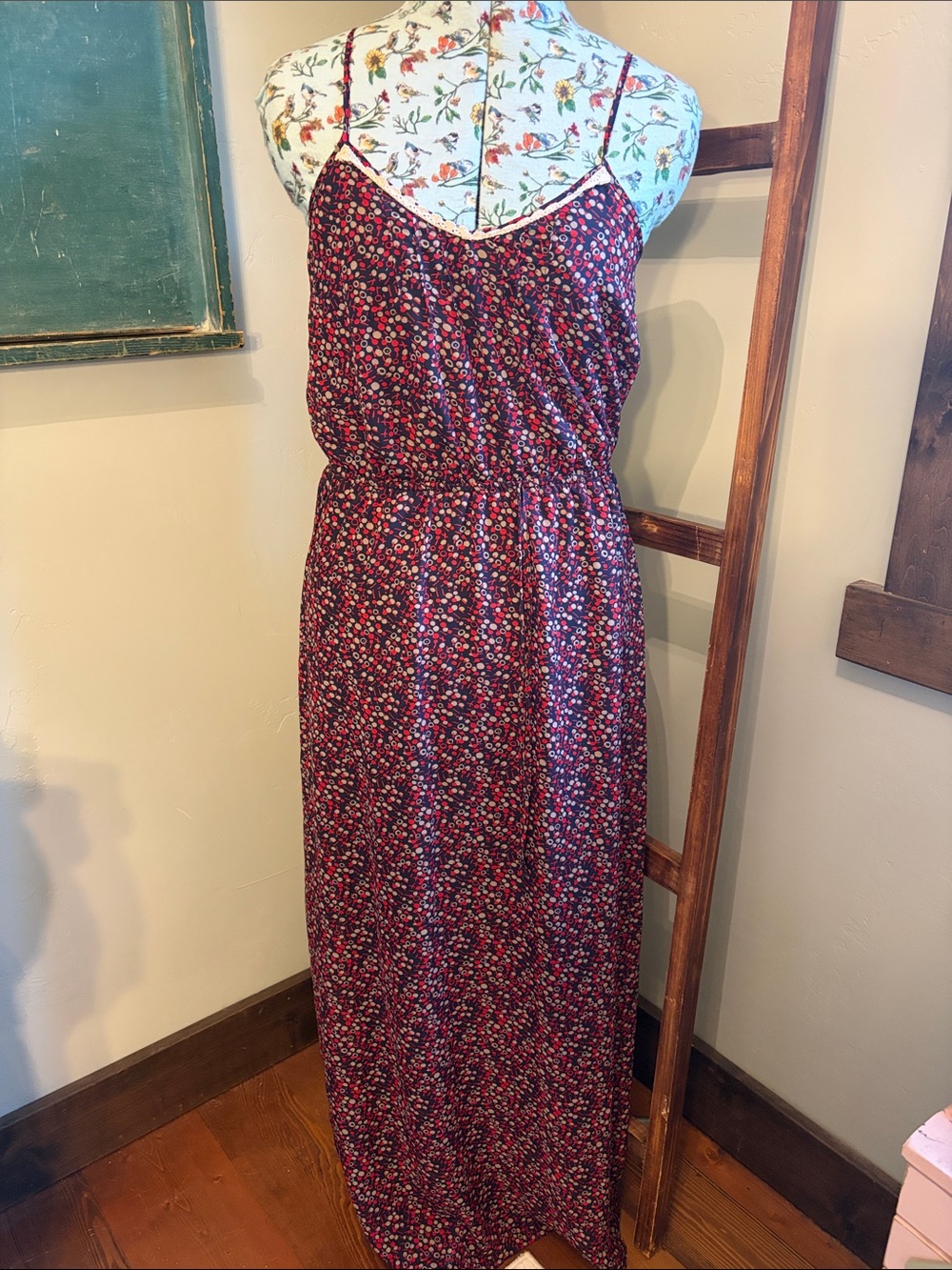 Mimi Chica Burgundy Floral Spaghetti-Strap Maxi Dress